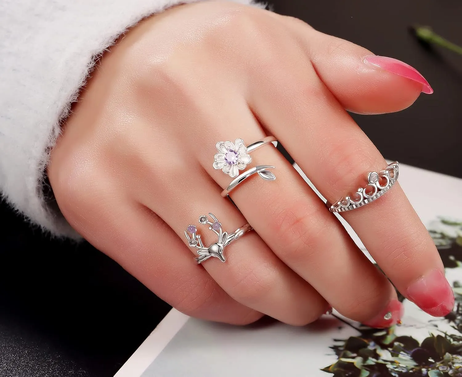 20 Pcs Adjustable Rings Set for Women - Finger Rings Pack Stackable Rings for Teens- Cute Rings for Teen Girls -in Gold and Silver Tone