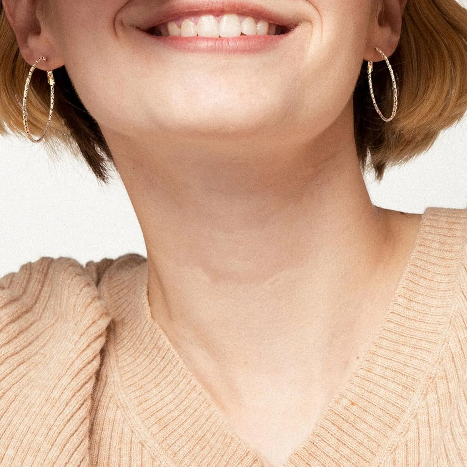 6 Pairs Gold Hoop Earrings Set for Women Fashion Lightweight Chunky Pearl Earrings Multipack Twisted Statement Earring Small Big Hoops Earrings Set for Women Jewelry Gifts