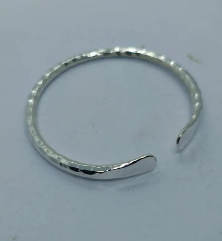 925 Sterling Silver Hammered Bangle Bracelet for Women and Man, Slender Skinny Stackable Bangles,Round Bangles, Stacking Bracelets, Handmade Bangles BY ISHU JEWELLER (10, Silver)