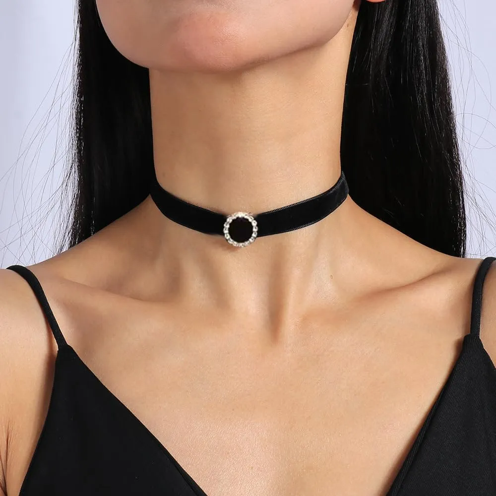 Black Choker Necklaces for Women 90s Red Black Velvet Choker Necklace Thick Thin Black Chocker Gold Tube Heart Circle Choker Necklace Lace Tatto Collar Necklace Goth Choker Jewelry