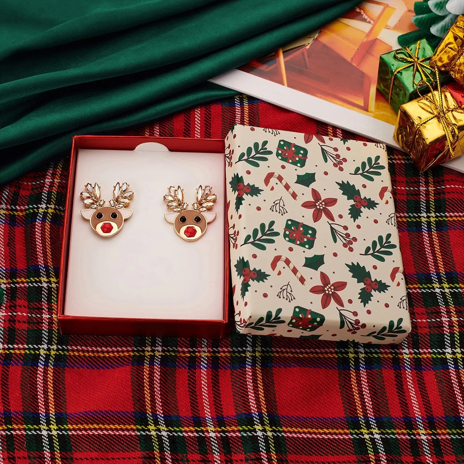 Christmas Earrings for Women Cute Reindeer Earrings Colorful Light Bulb Xmas Earrings Christmas Tree Earrings Gingerbread Deer Garland Bow Earrings Holiday Jewelry