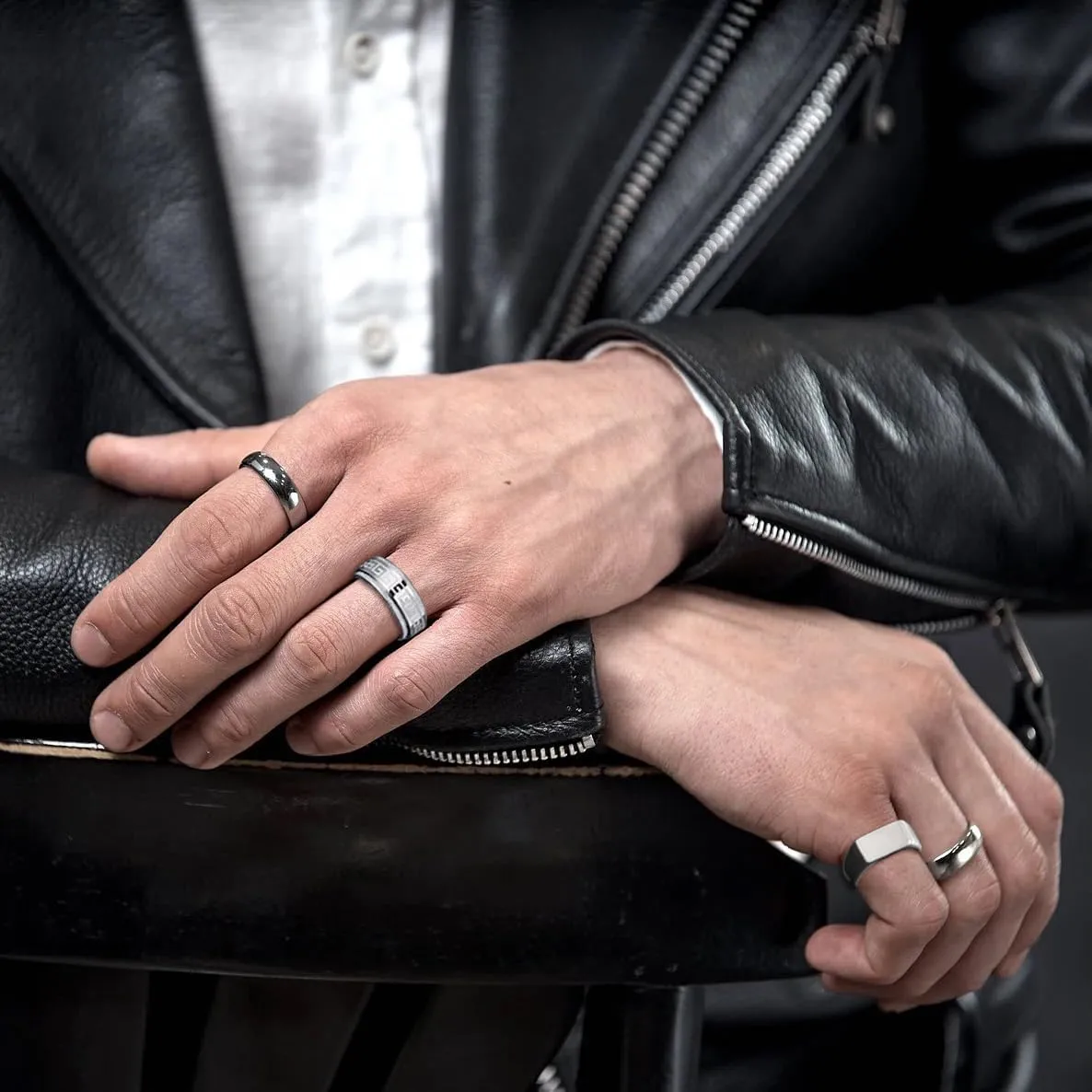 EIELO 12Pcs Rings for Men Stainless Steel Band Rings Square Signet Rings Pinky Thumb Ring Silver Chunky Thick Dome Band Cuban Link Chain Ring Simple Cool Wedding Finger Ring 7-14