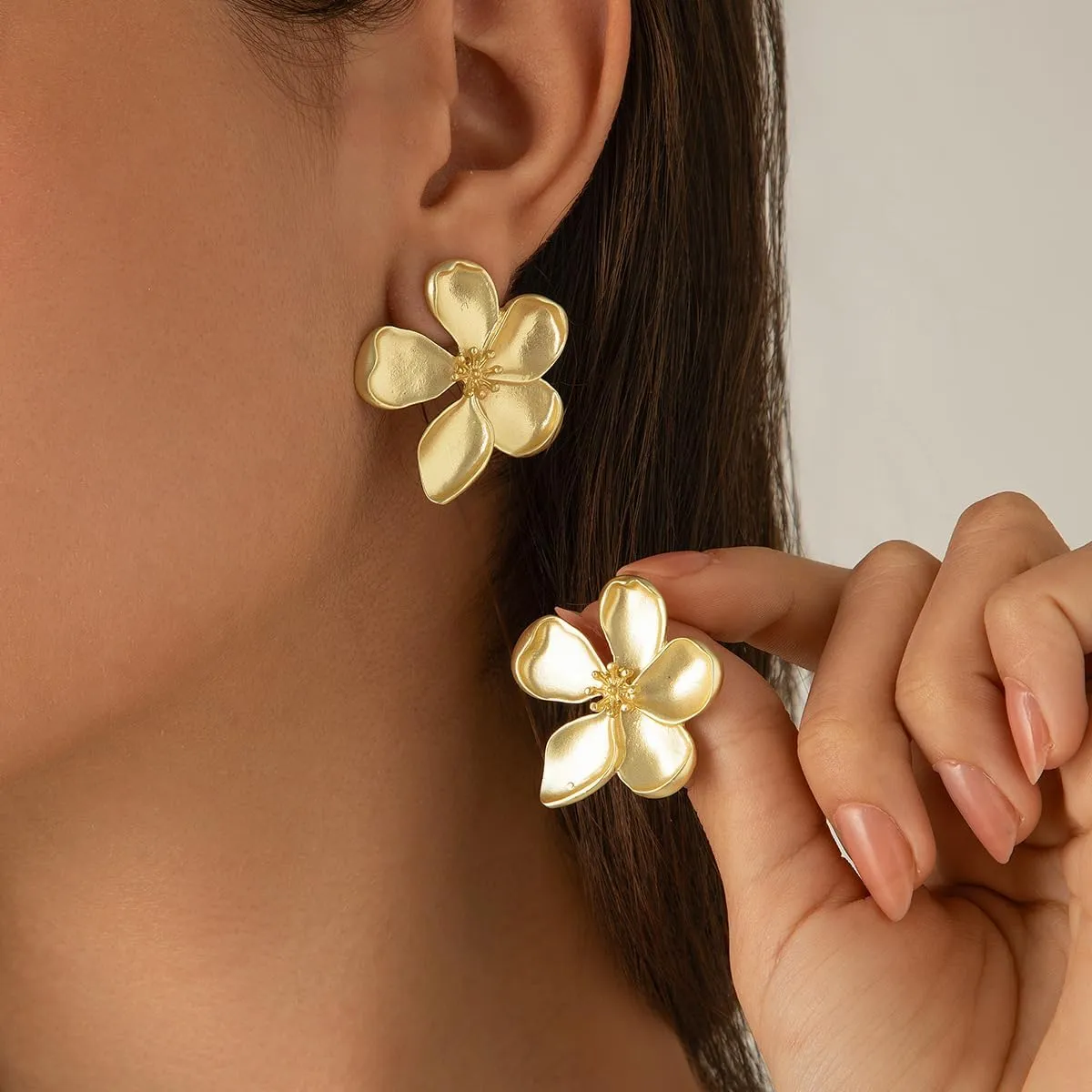 Flower Earrings for Women Big Statement Earrings for Women Floral Earrings Daisy Earrings Pink Gold Silver Orange Black White Flower Stud Earrings Summer Spring Fancy Earrings