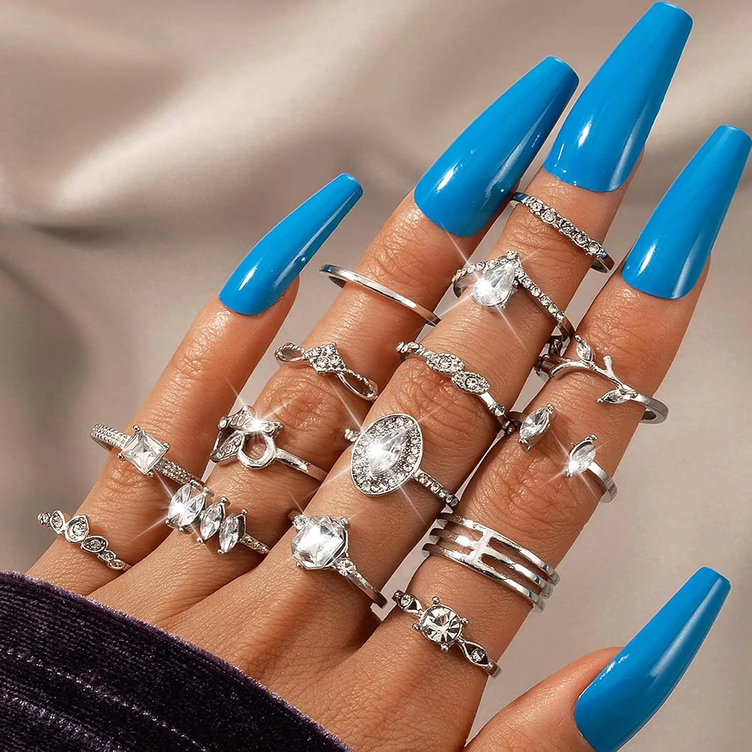 Gold Stackable Rings for Women Gifts Trendy Stuff Simple Star Moon Heart Knuckle Ring Set Boho Cute Stuff Gold Ring Pack Jewelry Birthday Mothers Day Gifts