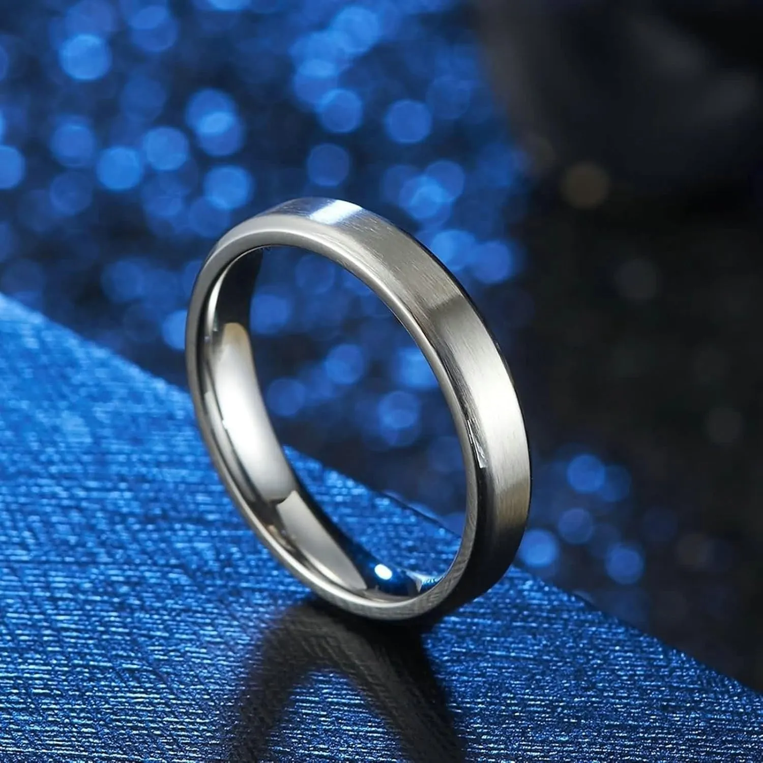 His and Her Rings Wedding Ring Set, Stainless Steel Anniversary Rings for Couple Comfort Fit 4mm 6mm Silver Brushed Ring with Beveled Edge