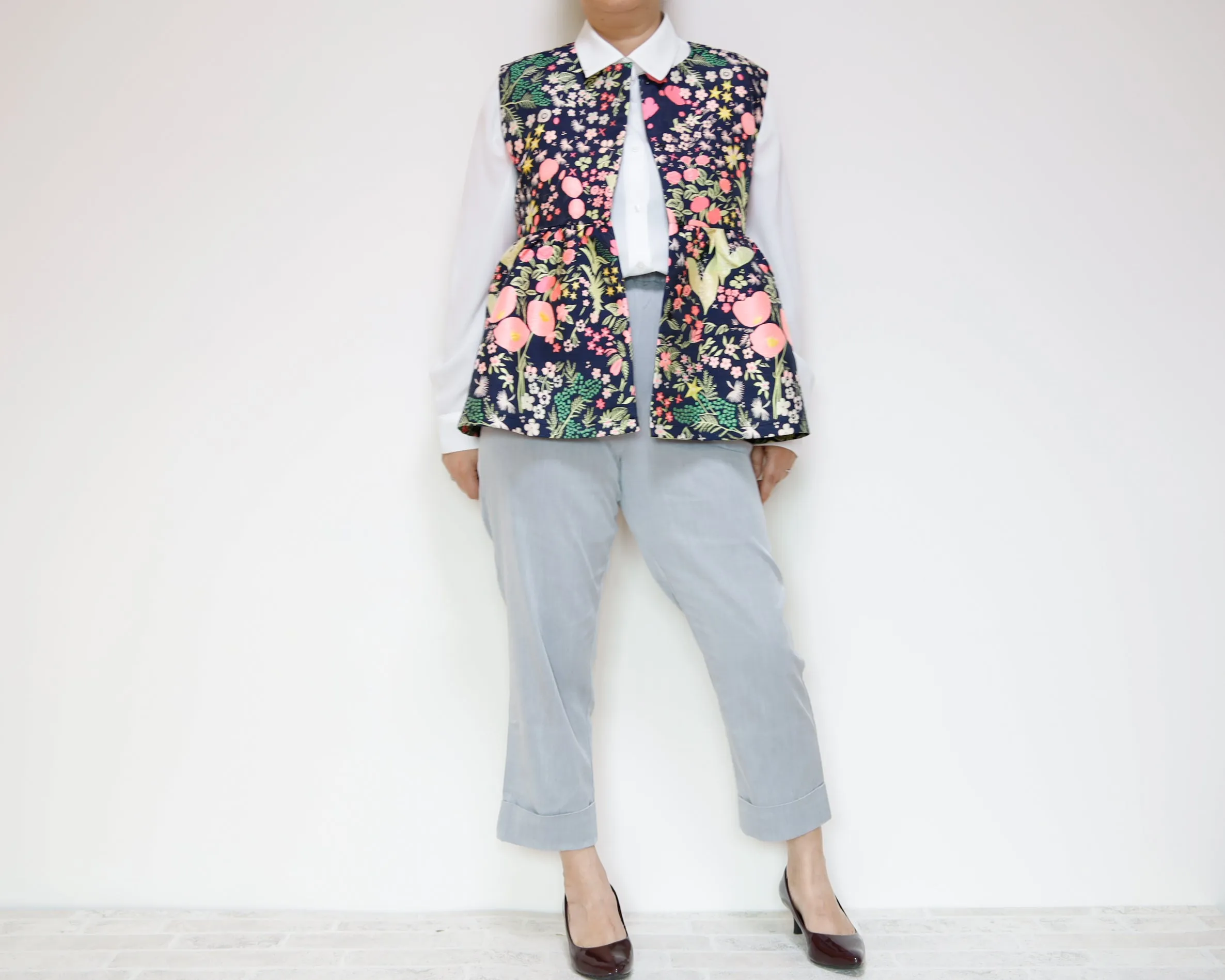 <V02A> PEPLUM VEST