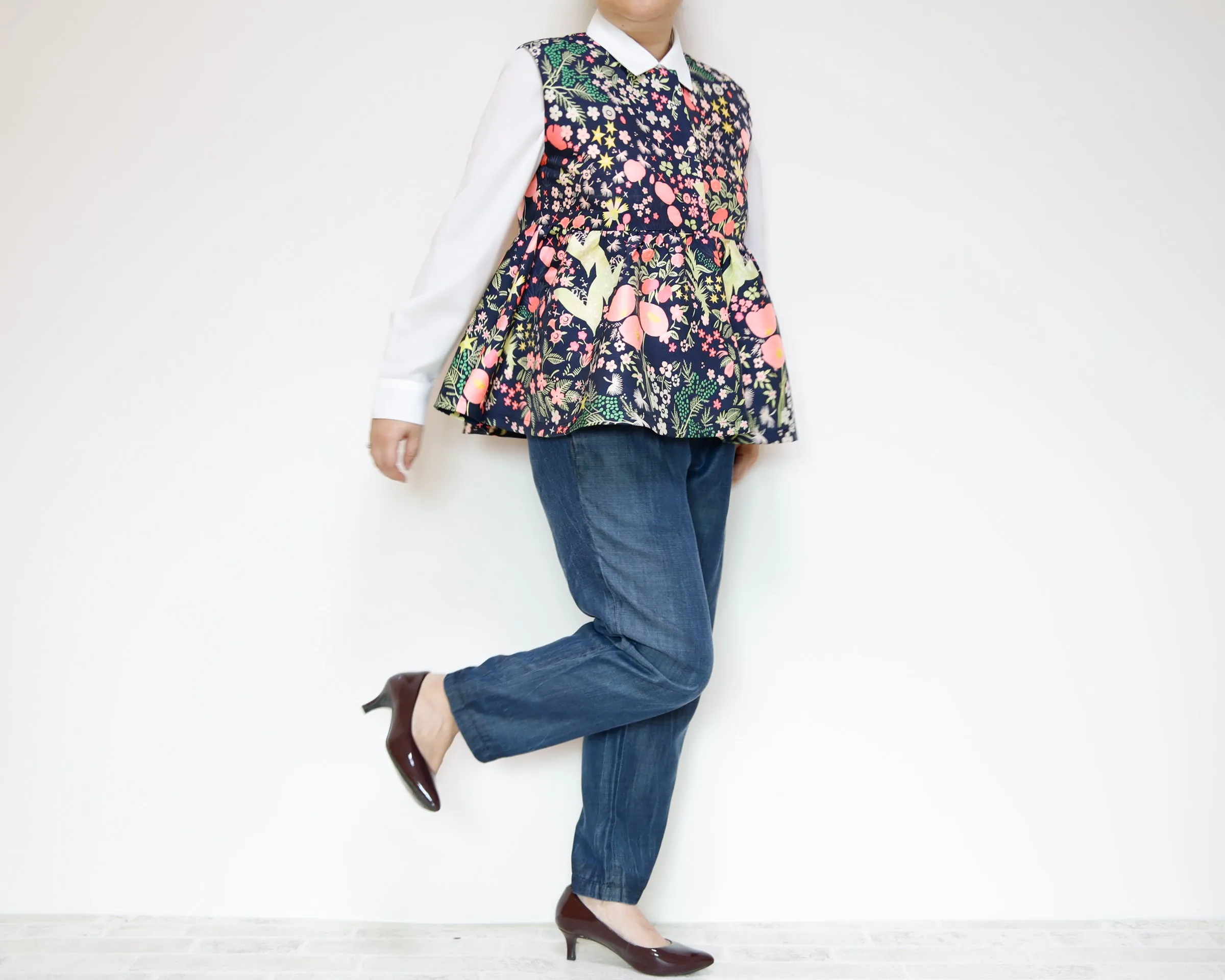 <V02A> PEPLUM VEST