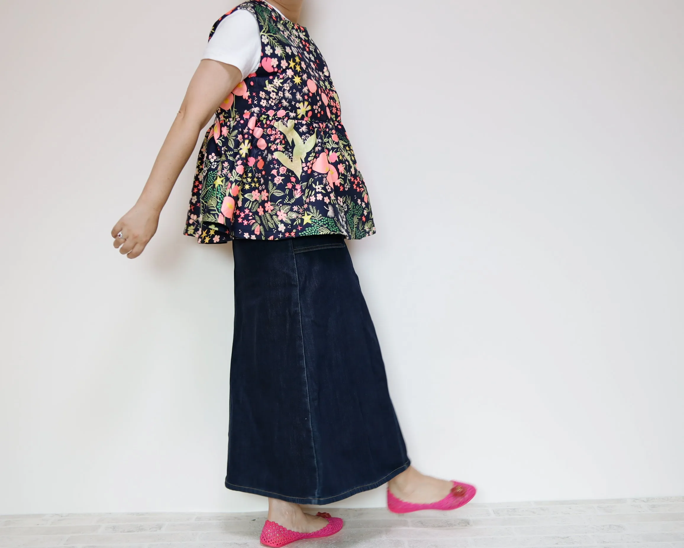 <V02A> PEPLUM VEST