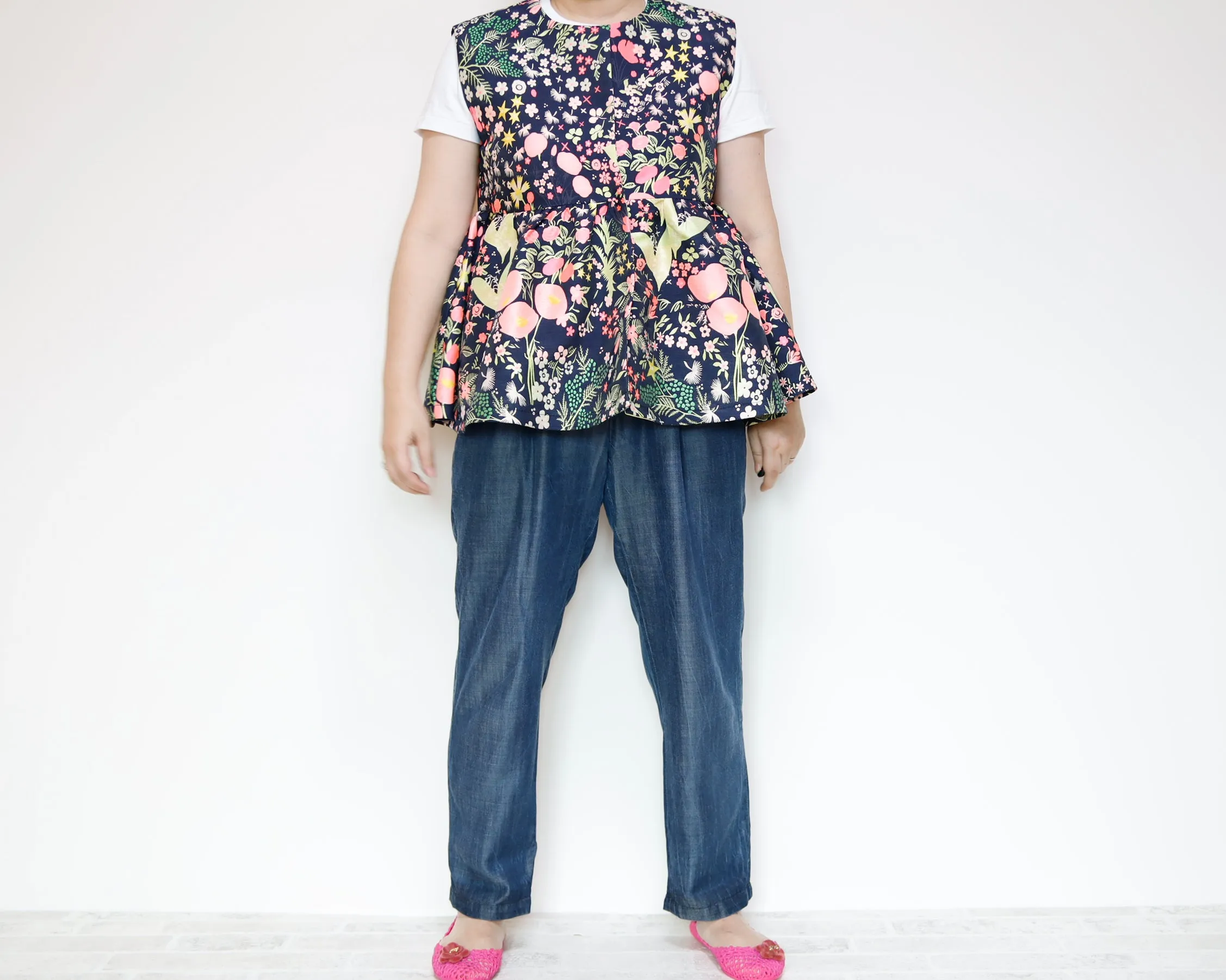 <V02A> PEPLUM VEST