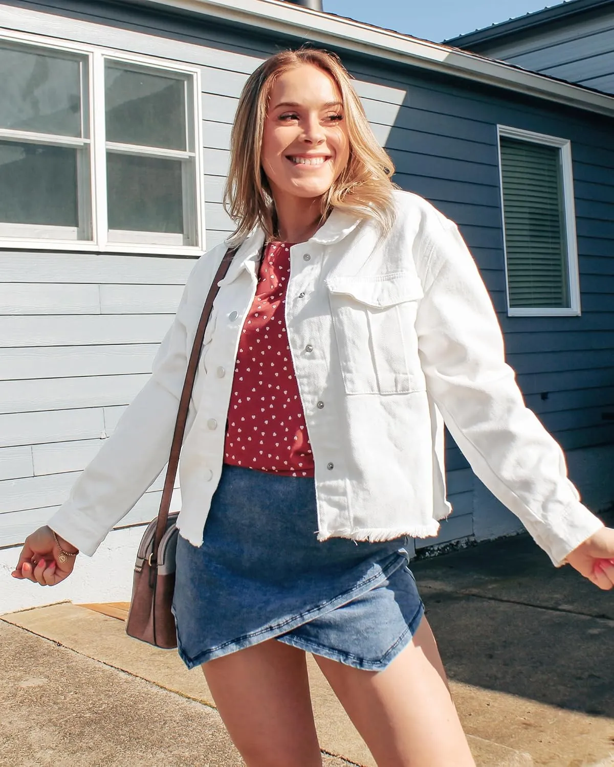 luvamia Jean Jacket Women Trendy Oversized Denim Jacket Raw Hem Long Sleeves Fashion Casual Jackets Shacket with Pockets