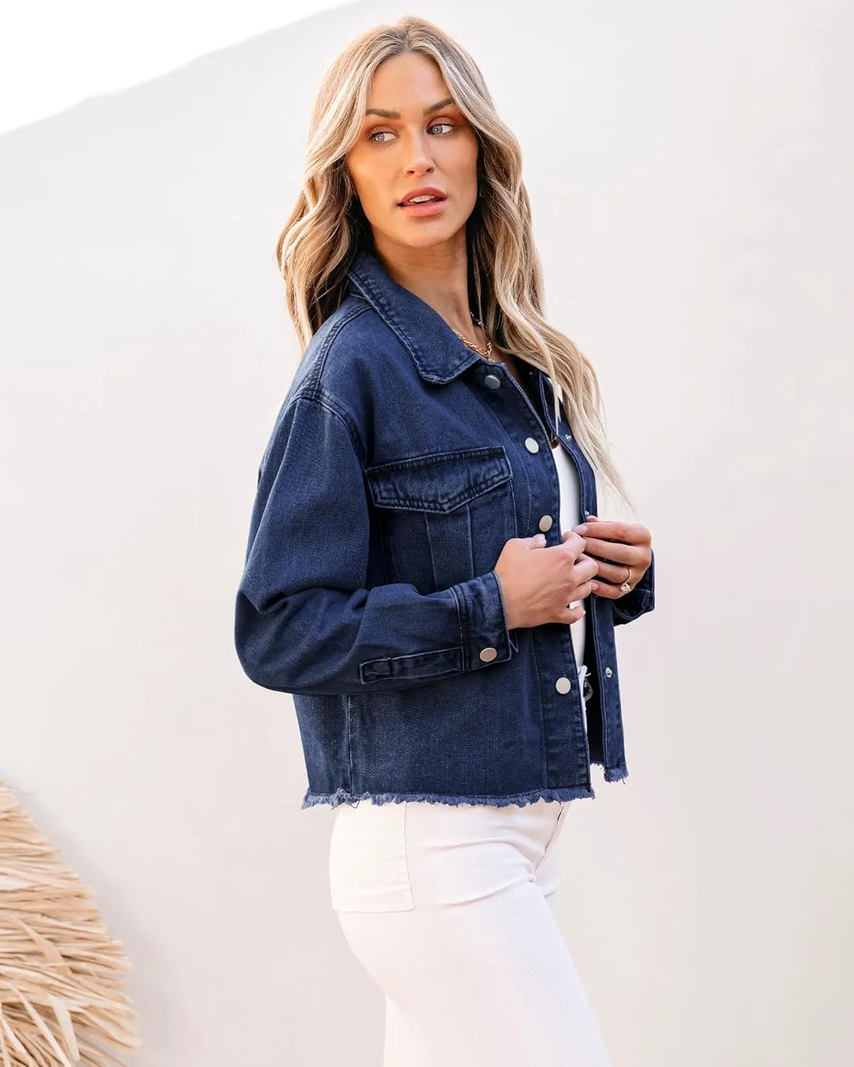 luvamia Jean Jacket Women Trendy Oversized Denim Jacket Raw Hem Long Sleeves Fashion Casual Jackets Shacket with Pockets