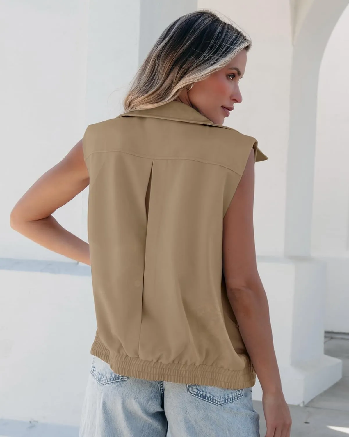 luvamia Vest for Women Trendy Zip Up Casual Fashion Elastic Hem Fall Sleeveless Jacket Outerwear Vests Tops with Pockets
