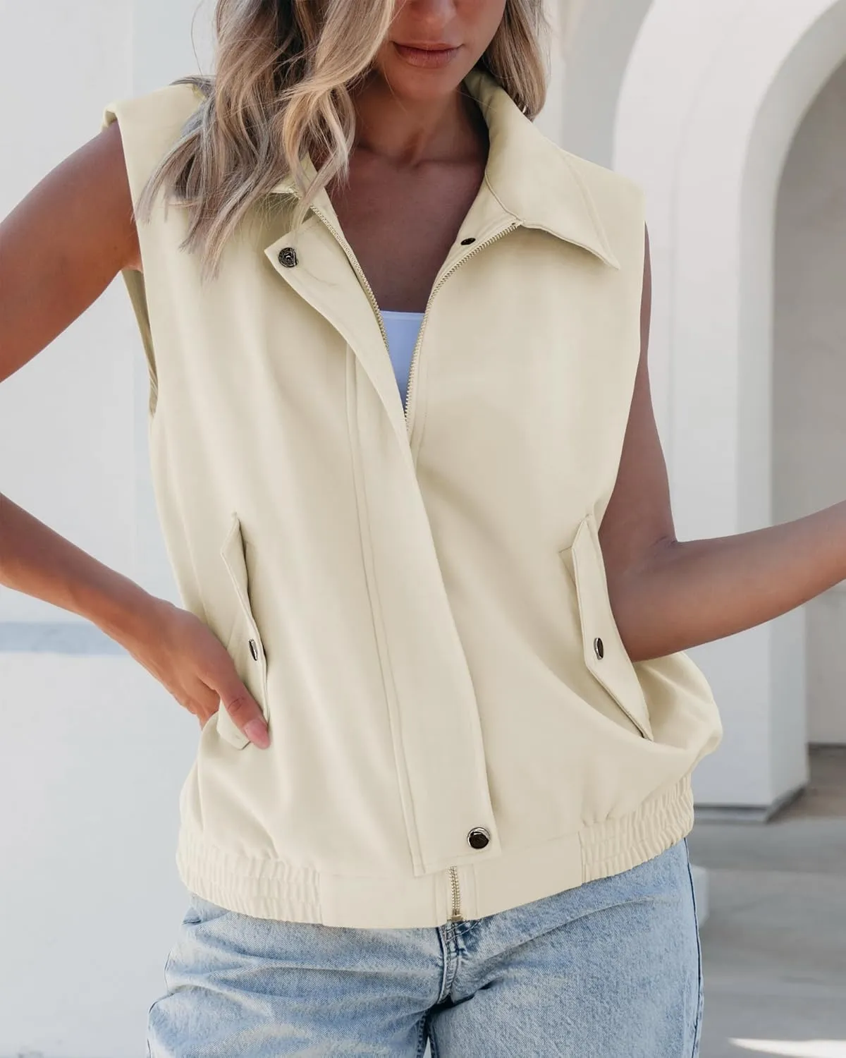 luvamia Vest for Women Trendy Zip Up Casual Fashion Elastic Hem Fall Sleeveless Jacket Outerwear Vests Tops with Pockets