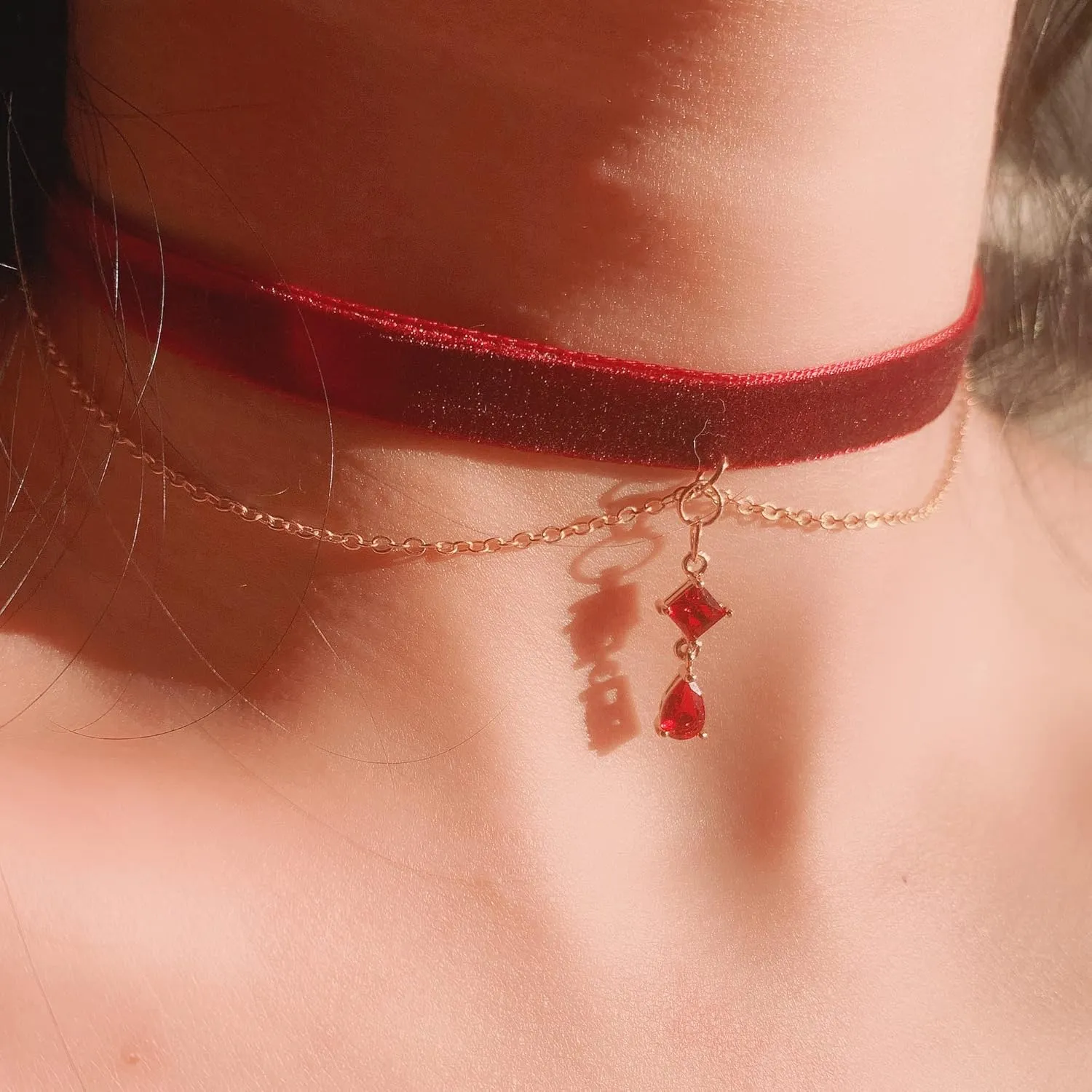 MOMOCAT Black Velvet Red Pendant Choker Necklace for Women Gothic Lace Chokers Necklace Witch Bride Vampire Accessories Aesthetic kawaii Jewelry for Women Teen Girls