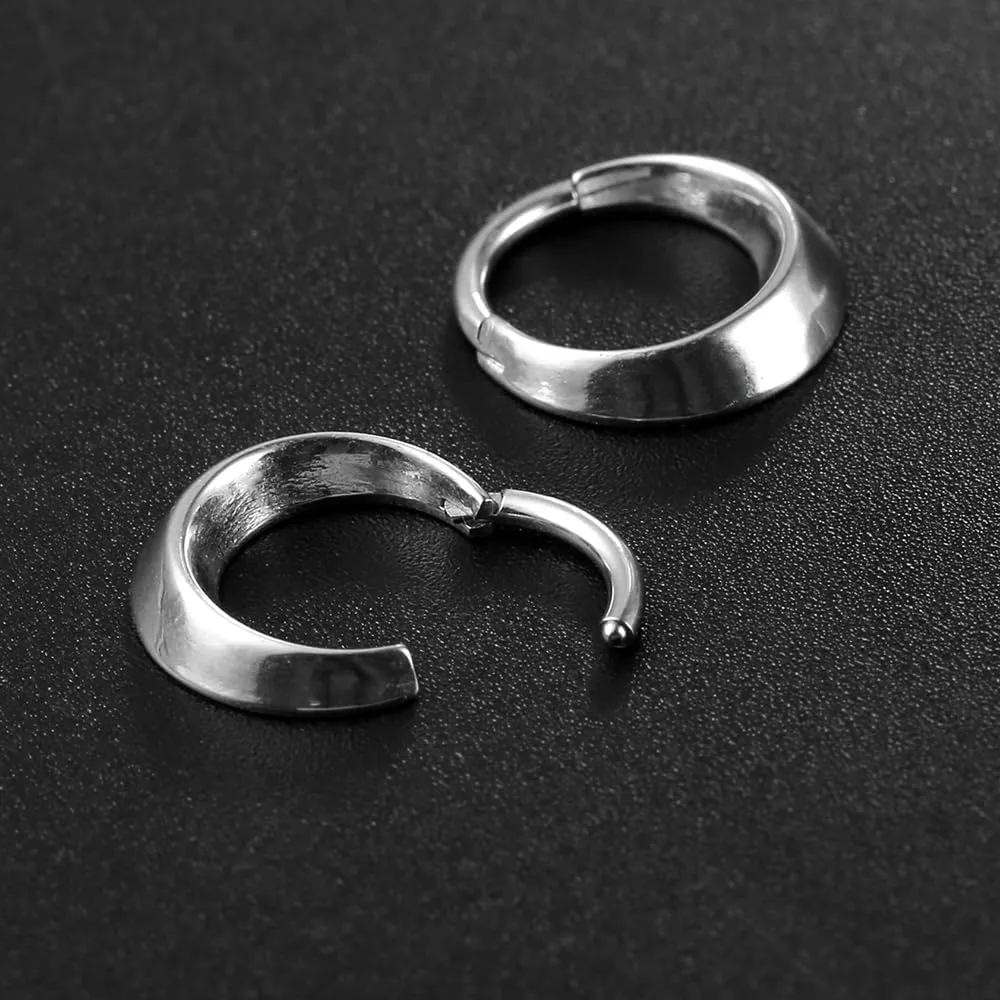 Nose Rings Hoops 16G: 316L Stainless Steel Septum Rings Hoops Gold, Hinged Segment Nose Lips Helix Cartilage Clicker Hoop Earrings Piercing Rings for Women Men 8mm