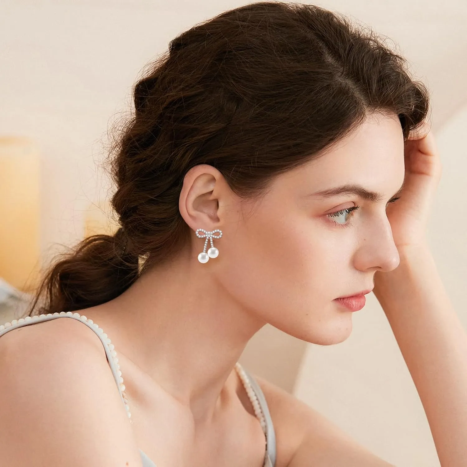 PLwelth Bow Earrings Pearl Drop Earrings for Women Cute Rhinestone Dangle Long Tassel Earrings Gifts for Her Christmas