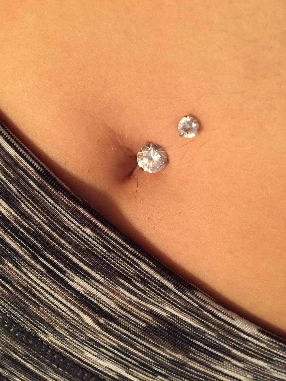 QWALIT Belly Rings - Short Bar Belly Button Rings in Surgical Steel with Opal Stones - 6mm & 10mm