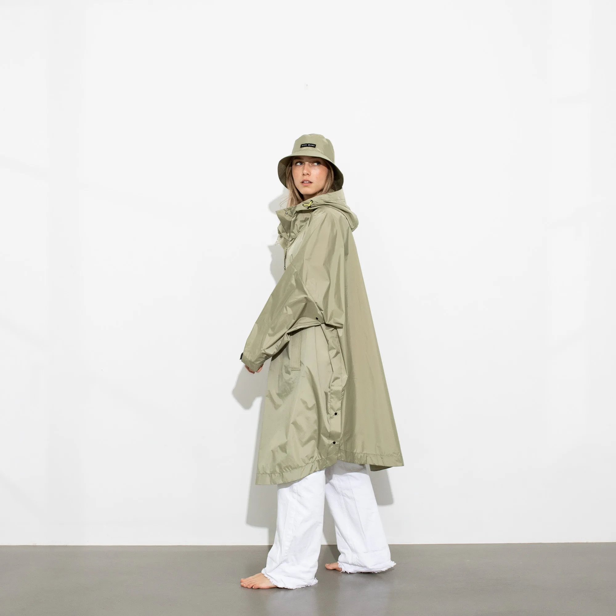Raincoat solid pale olive