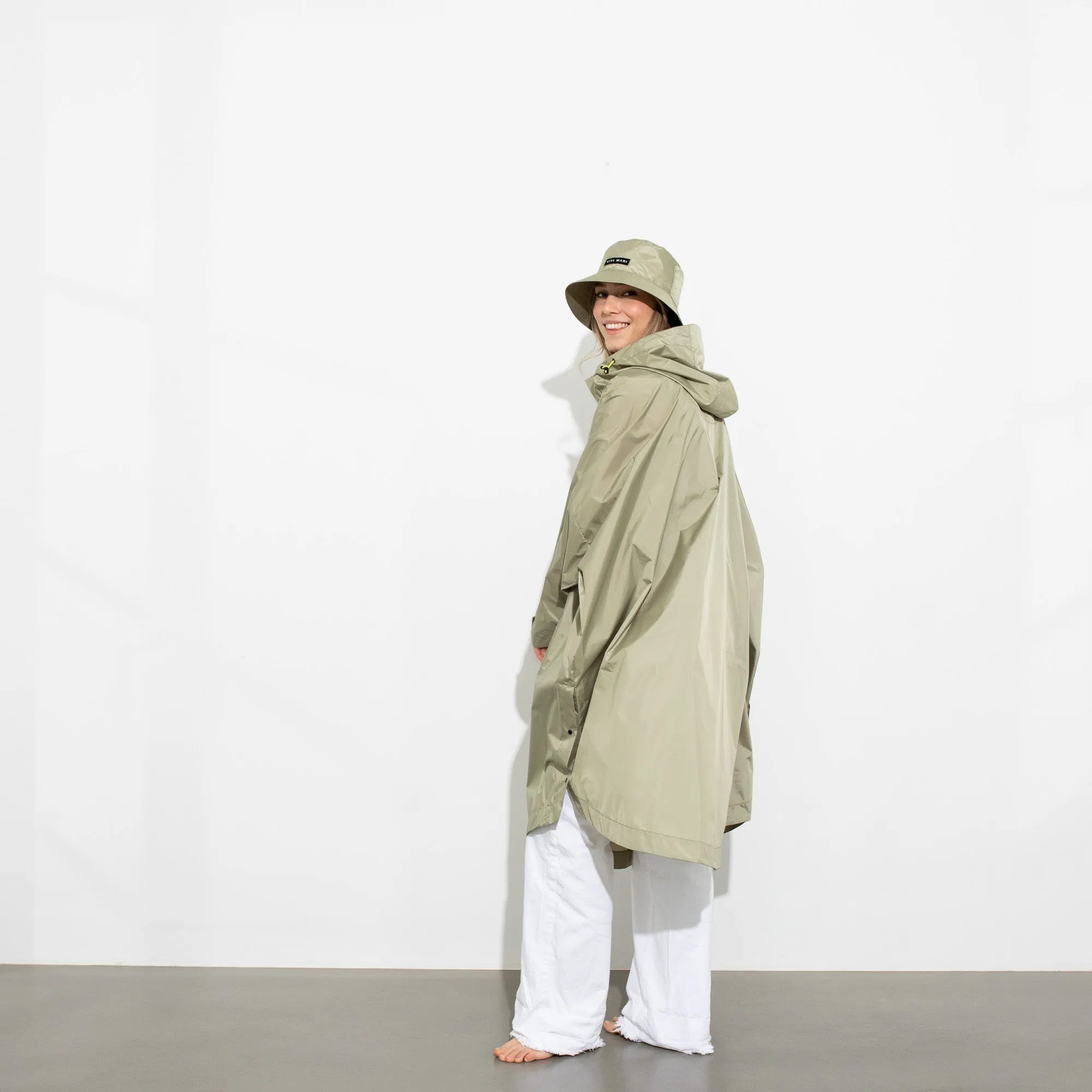 Raincoat solid pale olive