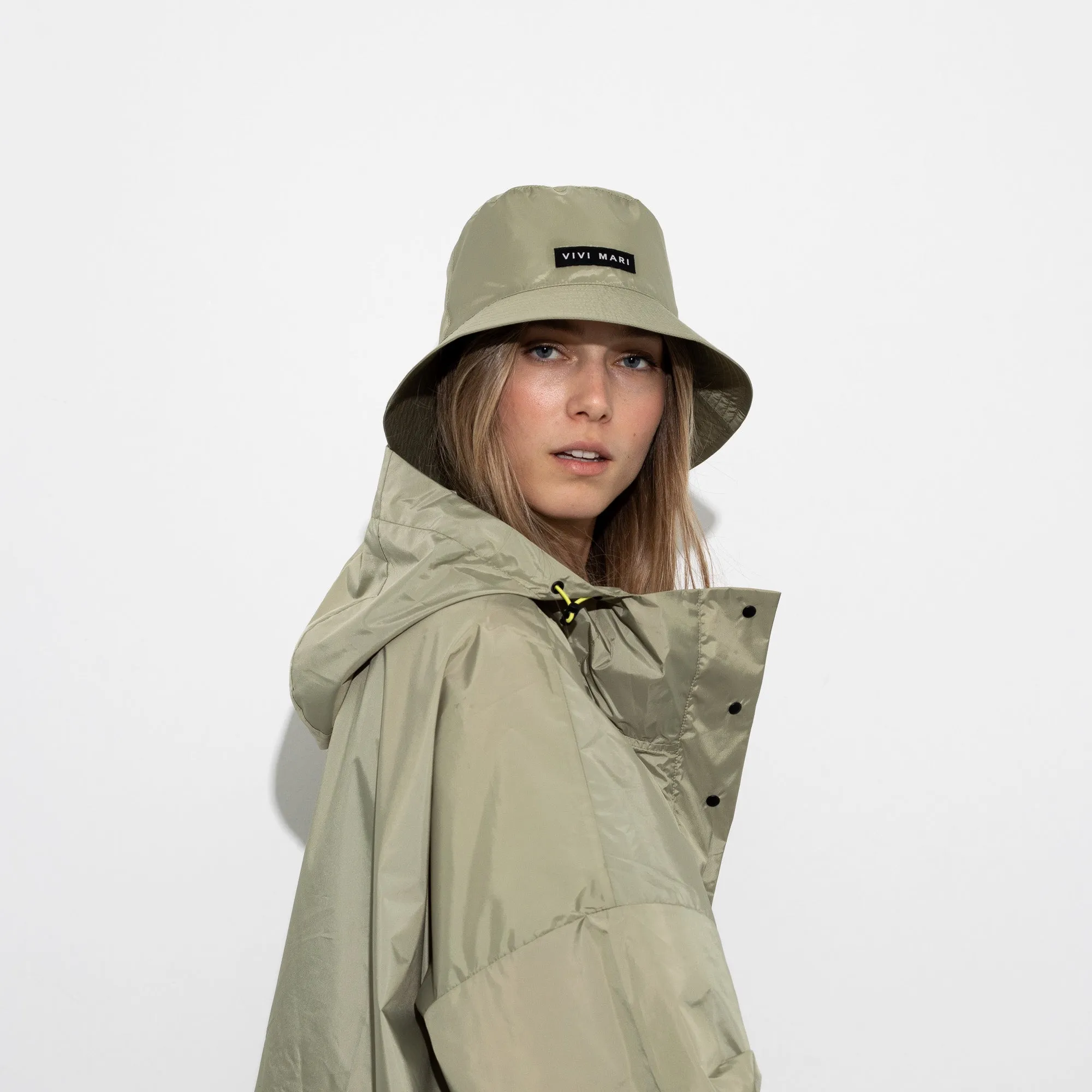 Raincoat solid pale olive