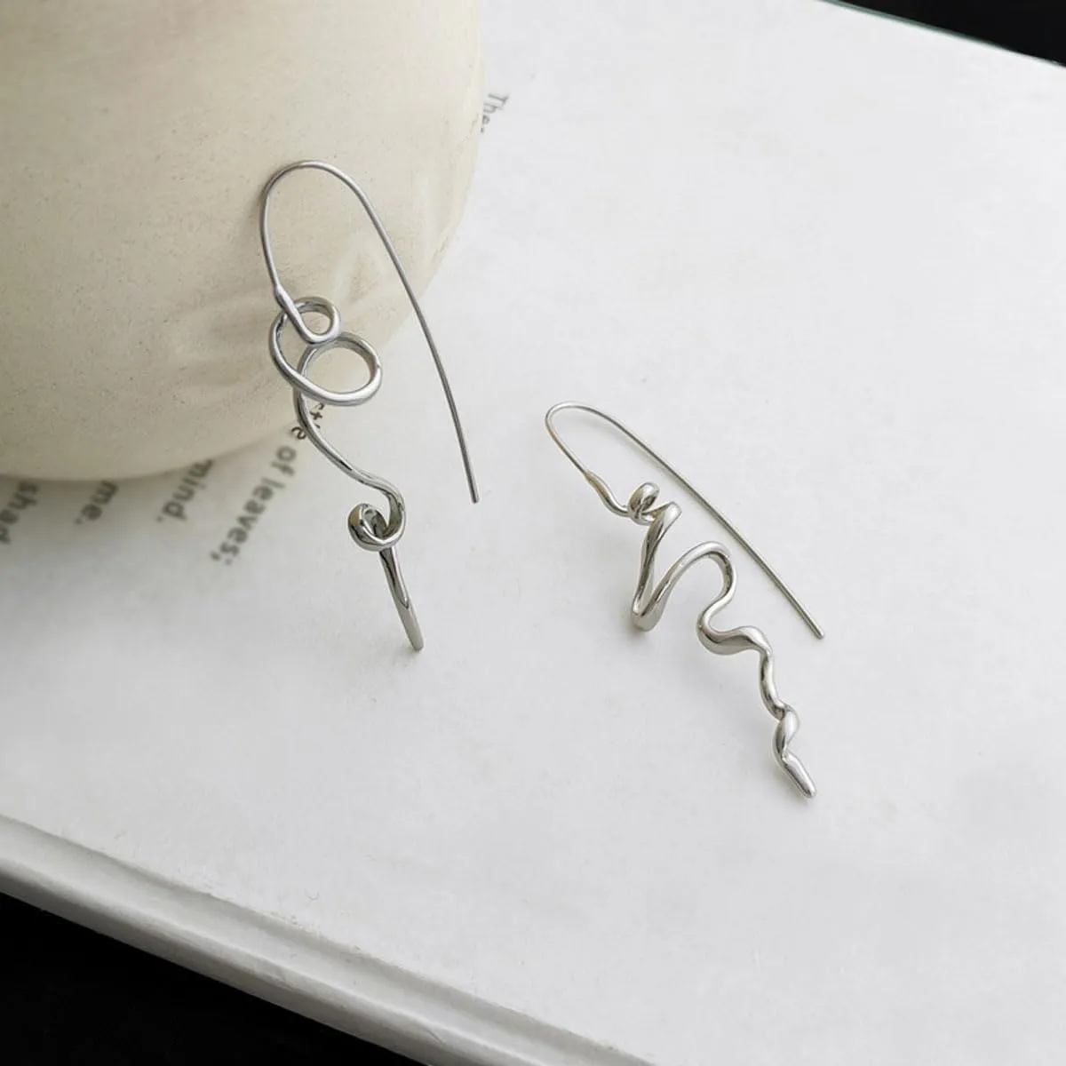 Silver Gold Earrings for Women Trendy Spiral Threader Earrings Silver Dangle Drop Earrings Hypoallergenic 14k Gold Unique Earrings Women Twist Simple Earrings Unique Jewelry for Women