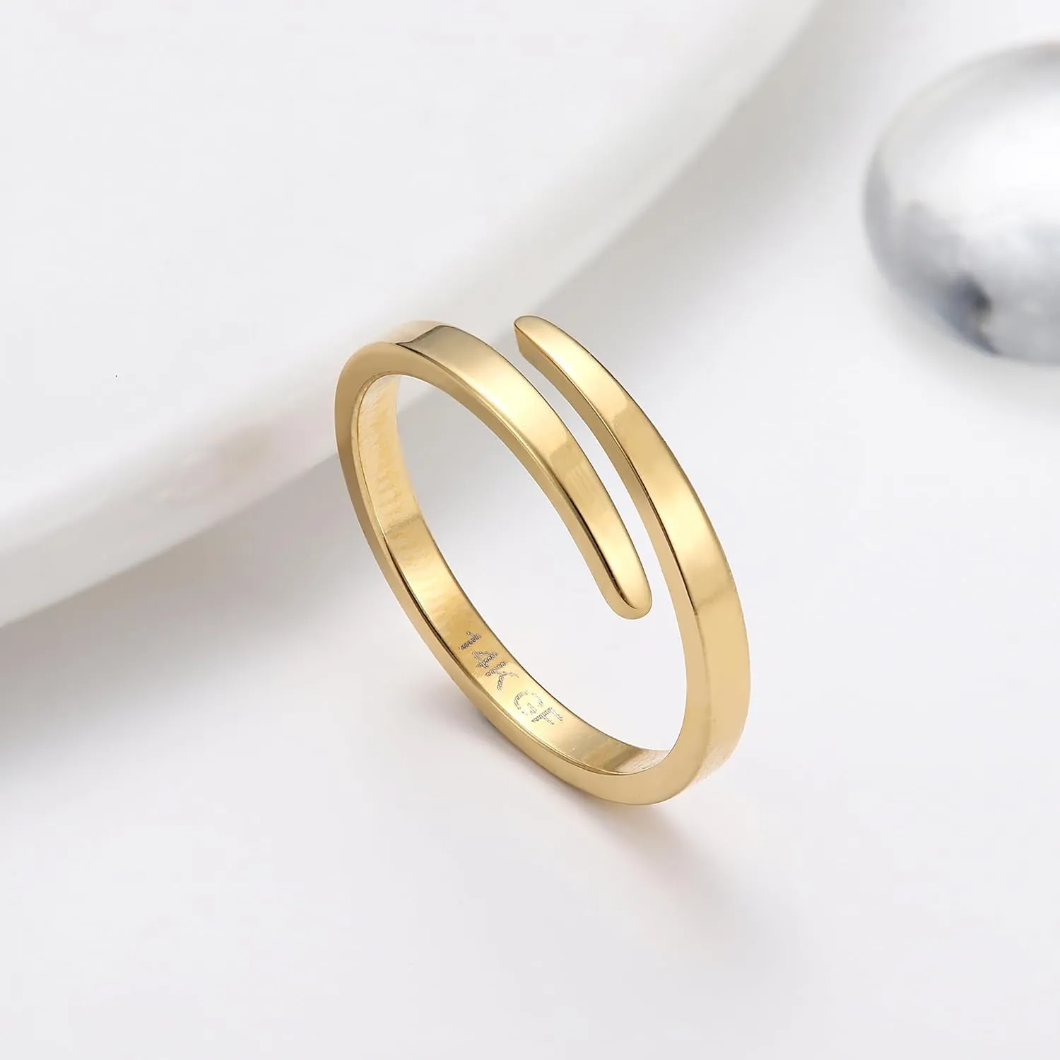 THUNARAZ 14K Gold Filled Rings for Women - Non Tarnish Gold Wedding Bands | Waterproof Stackable Thumb Rings | Open Twist Adjustable Rings Size 5 to 10