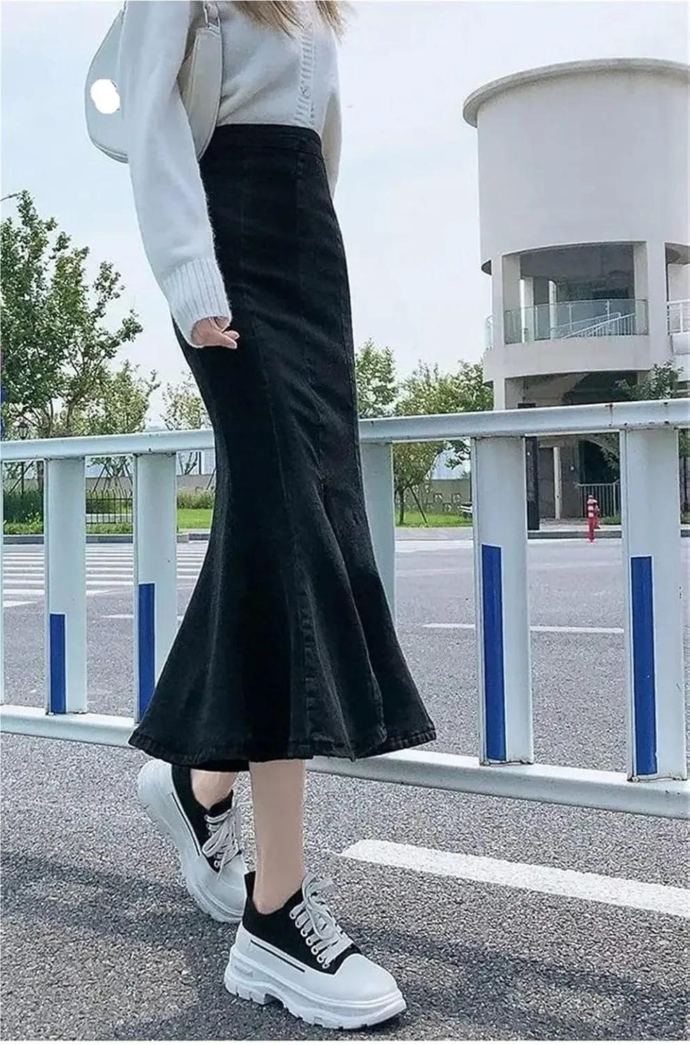 Women's High-Waisted Split Stretch Fishtail Skirt Casual Versatile Ruffled Denim Skirt