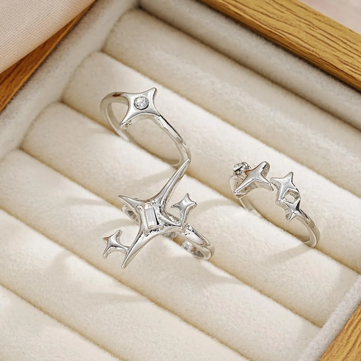 Y2k Rings for Women Black Silver Star Statement Rings Punk Grunge Goth Chunky Rings Adjustable Open Ring Set
