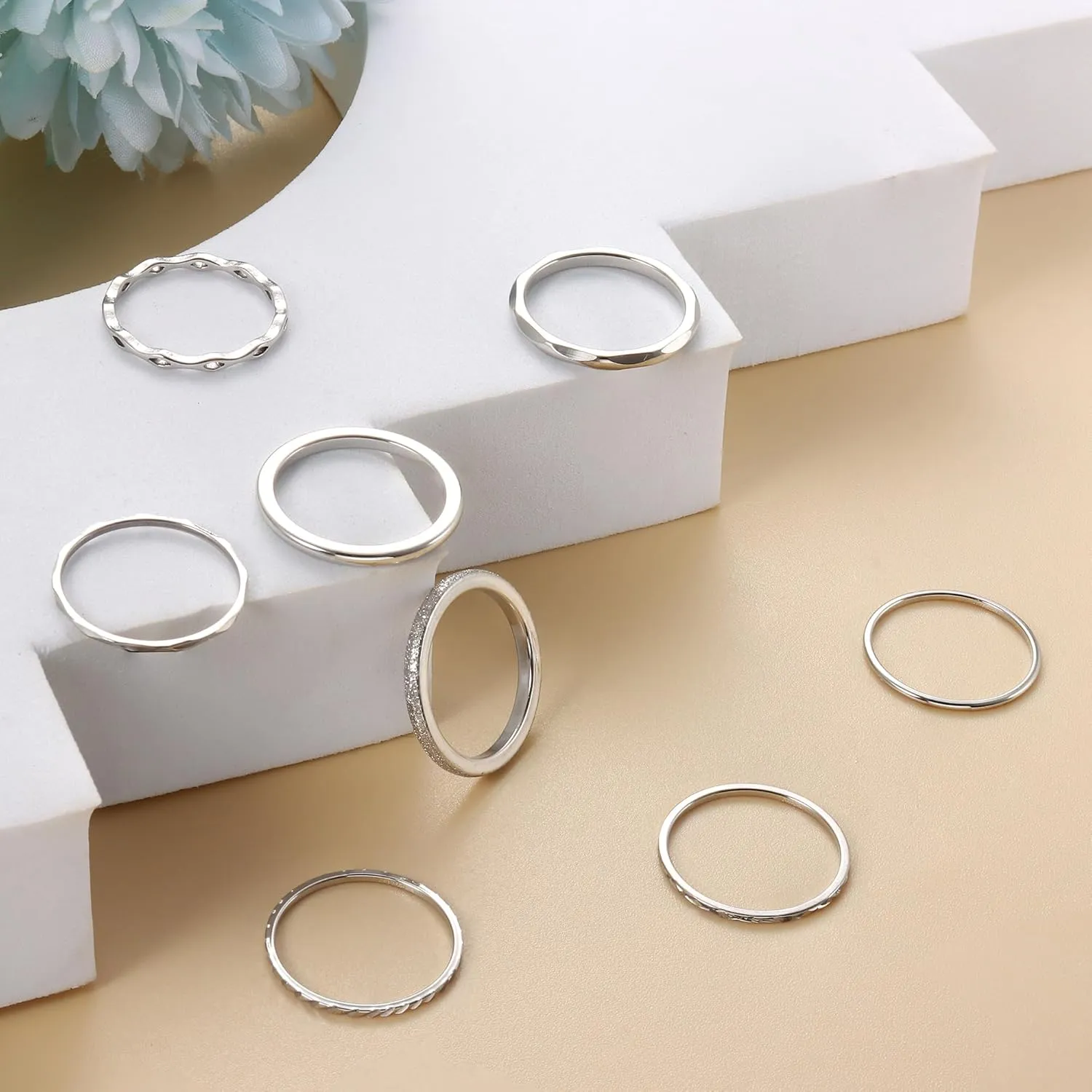 YADOCA 8Pcs 1MM 2MM Stainless Steel Rings for Women Men Minimalist Fashion Dainty Plain Thin Knuckle Stacking Midi Thumb Rings Stackable Statement Band Rings Set Silver Gold Tone Size 4-12